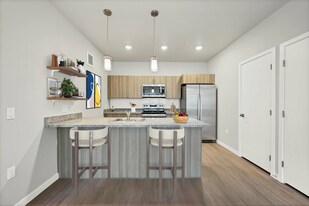 Holly38 in Denver, CO - Building Photo