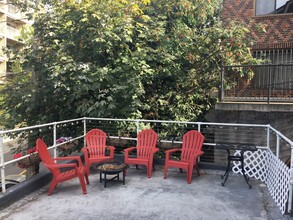 1011 Belmont Ave E in Seattle, WA - Building Photo - Building Photo