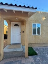 5827 Rose Ave in Long Beach, CA - Building Photo