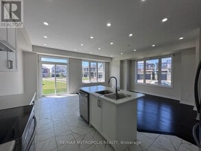 1 Buttercream Ave in Thorold, ON - Building Photo - Building Photo