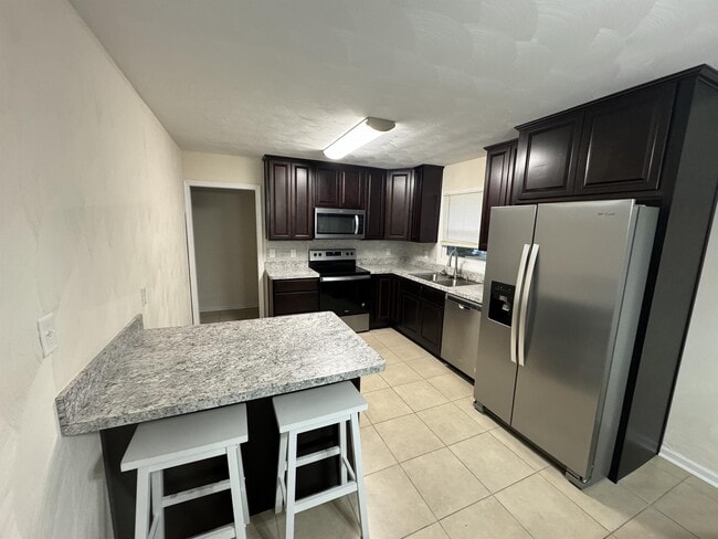 property at 4717 Holladay Rd