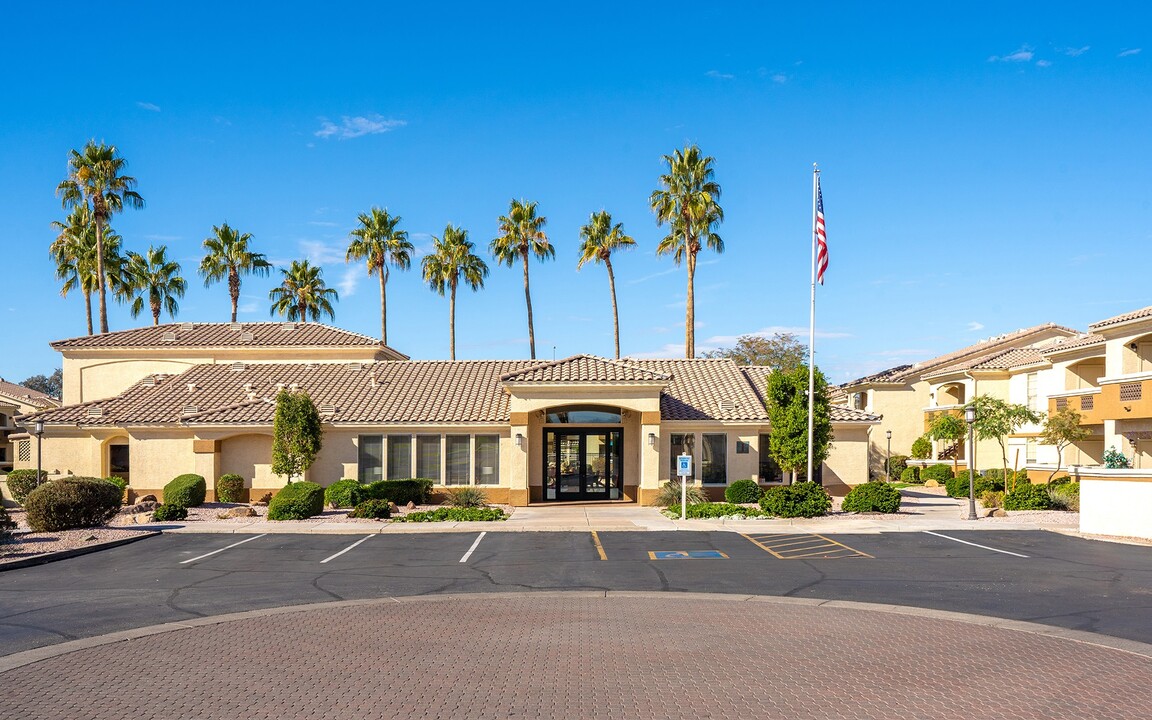 Arrowhead Landing Apartments in Peoria, AZ - Building Photo