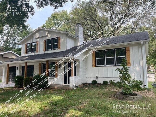 9303 Hayes Dr in Overland Park, KS - Building Photo - Building Photo