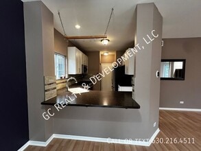 308 Windsor in South Elgin, IL - Building Photo - Building Photo