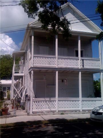 1122 Simonton St in Key West, FL - Building Photo