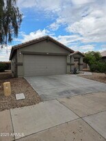 17284 W Mohave St in Goodyear, AZ - Building Photo