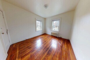 102-116-116 Dwight St in New Haven, CT - Building Photo