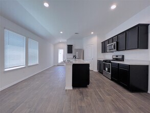 21197 Alder Oaks Dr in New Caney, TX - Building Photo - Building Photo