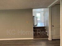 1114 E Myrtle St photo'