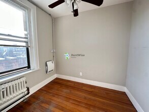 48 John F. Kennedy St in Cambridge, MA - Building Photo - Building Photo
