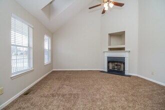 3848 Round Rock Dr in Nashville, TN - Building Photo - Building Photo