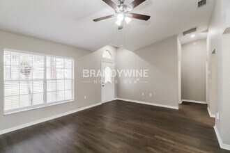 18802 Whiterock Ln in Hudson, FL - Building Photo - Building Photo