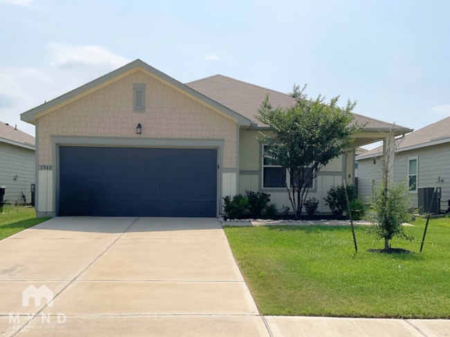 property at 1040 Banyon Tree Ln