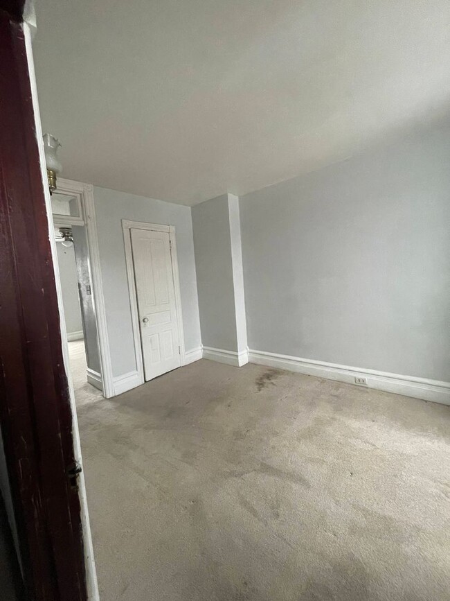 1233 W Chew St in Allentown, PA - Building Photo - Building Photo