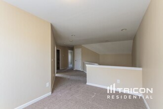 7022 Fox Point Dr in Charlotte, NC - Building Photo - Building Photo