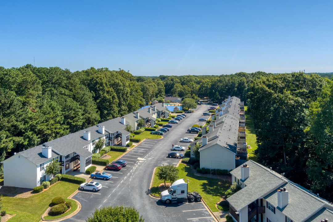 Tall Oaks Apartments & Villas in Conyers, GA - Building Photo