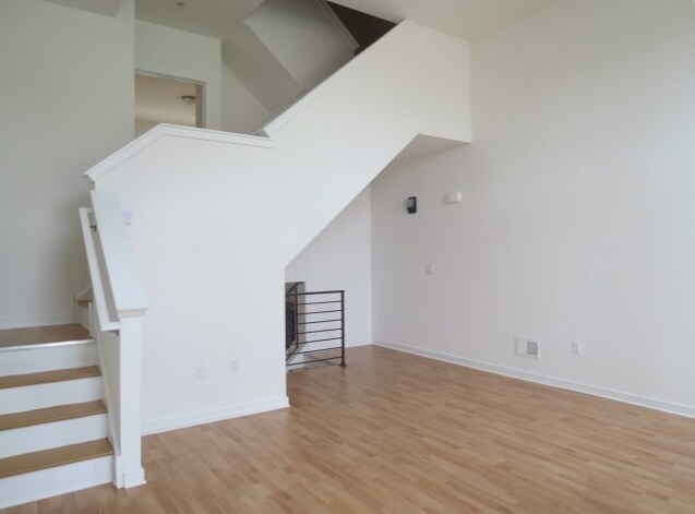 Liberties Walk Townhomes in Philadelphia, PA - Foto de edificio - Interior Photo