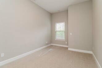 5107 Royal Heath Dr in Houston, TX - Building Photo - Building Photo