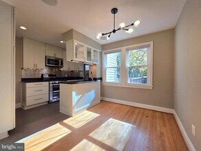 527 E Nelson Ave in Alexandria, VA - Building Photo - Building Photo