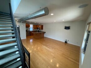 1726 7th St in Sacramento, CA - Building Photo - Building Photo