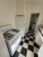 826 Maltman Ave, Unit 828 1/2 in Los Angeles, CA - Building Photo - Building Photo