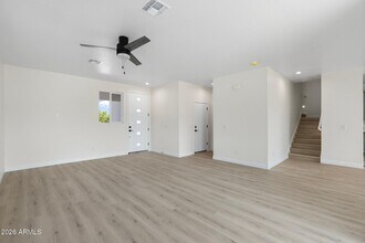 125 W Latona Rd in Phoenix, AZ - Building Photo - Building Photo