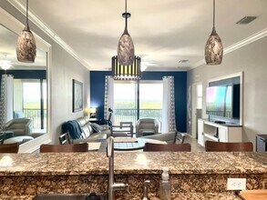 7019 River Hammock Dr in Bradenton, FL - Building Photo - Building Photo