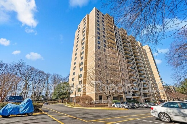 309 Yoakum Pkwy in Alexandria, VA - Building Photo - Building Photo