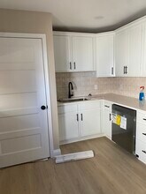 1975 Coltman Rd, Unit 1 in Cleveland, OH - Building Photo - Building Photo