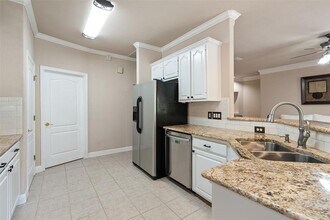 102 Triton Ct in Lakeway, TX - Building Photo - Building Photo
