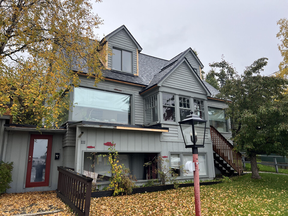 125 Christensen Dr, Unit 125 in Anchorage, AK - Building Photo