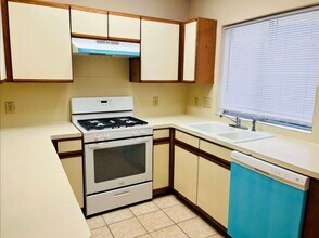 2910 Grants Lake Blvd in Sugar Land, TX - Building Photo - Building Photo