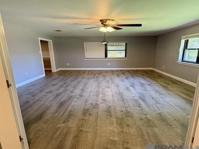 1893 Dabney Dr in Baton Rouge, LA - Building Photo - Building Photo