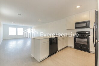 2029 Sulky Ln in Aubrey, TX - Building Photo - Building Photo