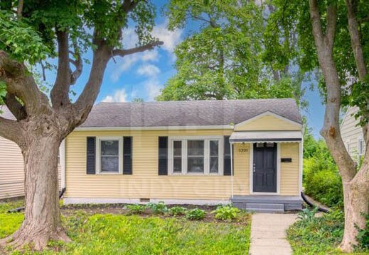 5230 Fletcher Ave in Indianapolis, IN - Building Photo