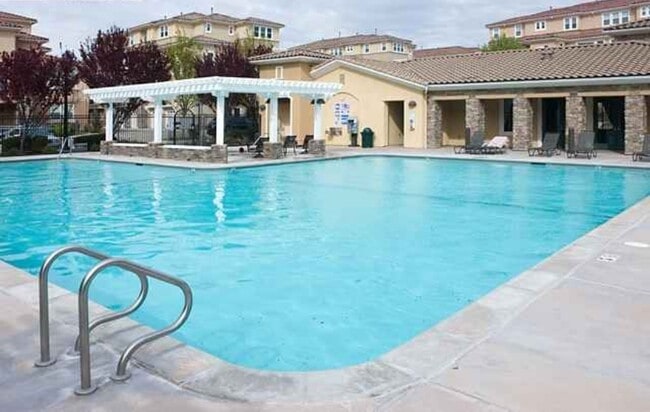 3362 Monaghan St in Dublin, CA - Building Photo - Building Photo