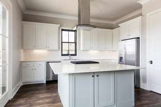 1007 Camellia Blvd in Lafayette, LA - Building Photo - Building Photo