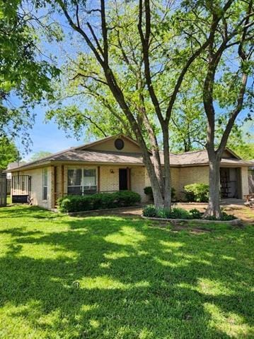 property at 226 S Prairie St