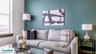 3875 Burnham in Kyle, TX - Building Photo