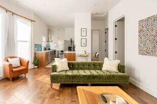 1425 SE 41st Ave in Portland, OR - Building Photo