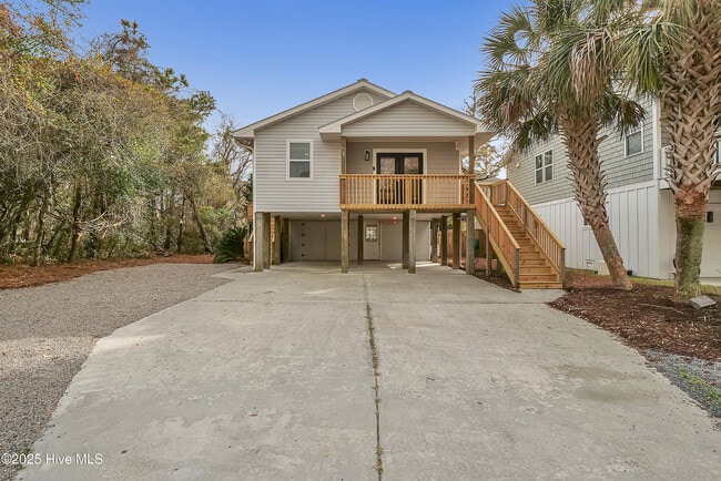 313 Greenville Ave in Carolina Beach, NC - Building Photo - Building Photo