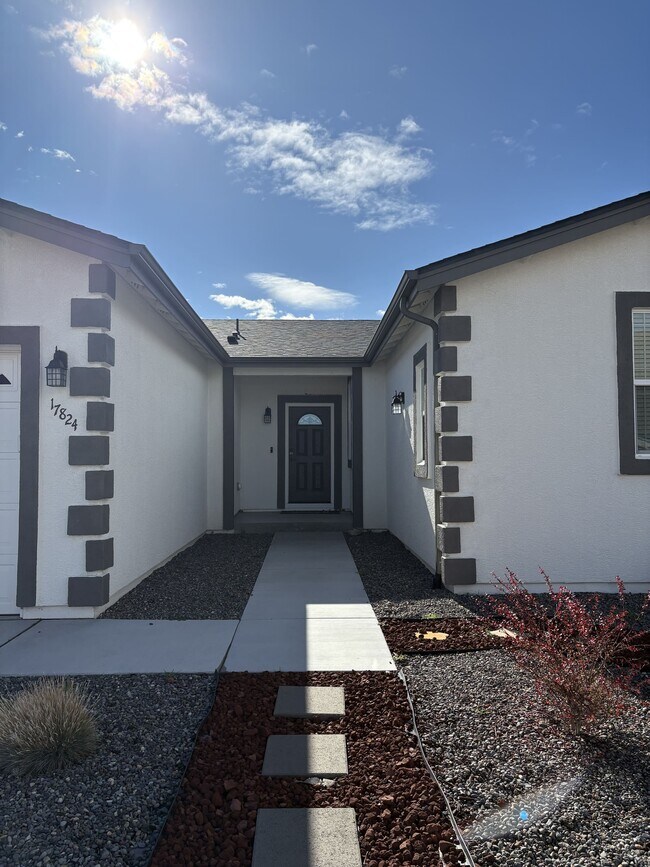 17824 Davis Mdw Ct in Reno, NV - Building Photo - Building Photo