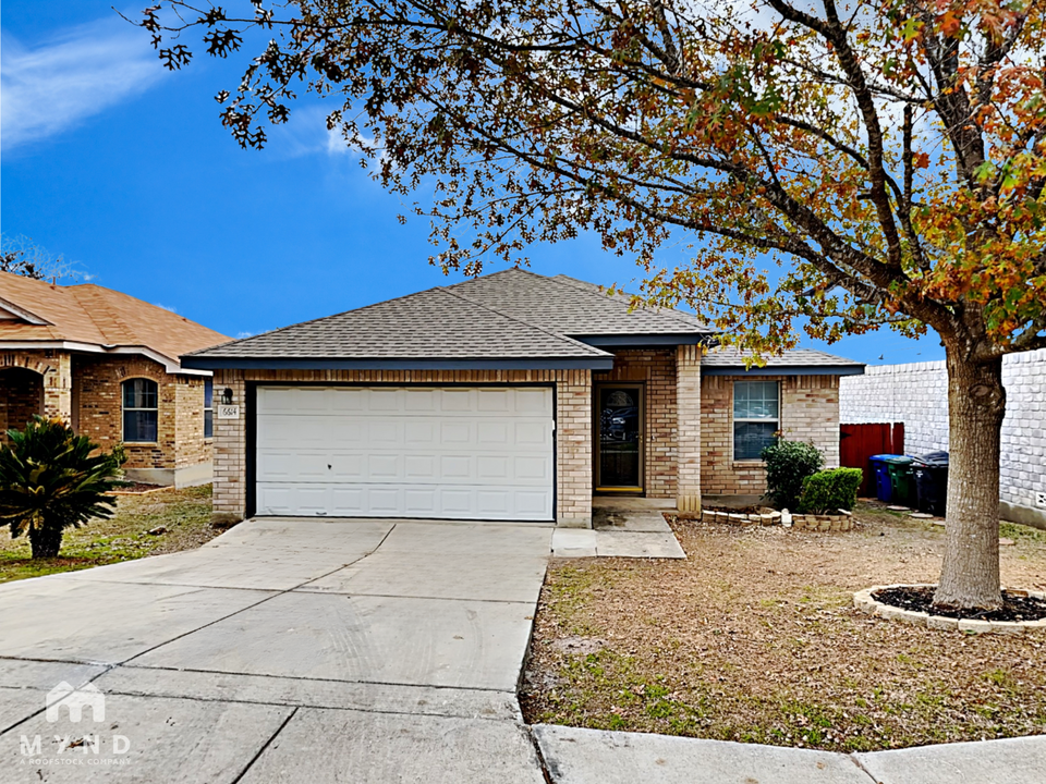 6614 Estes Flats in San Antonio, TX - Building Photo
