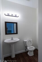 1906 Indian Hill Ln in Aurora, IL - Foto de edificio - Building Photo