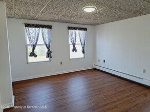 1318 Jefferson Ave, Unit 2 in Scranton, PA - Building Photo - Building Photo