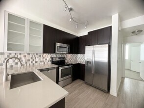 7740 Rooftop Dr in Midvale, UT - Building Photo - Building Photo