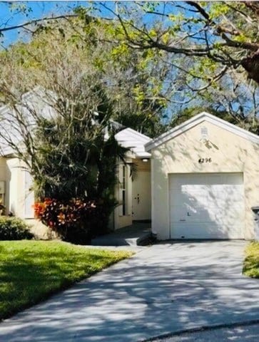 4296 Grove Park Ln in Boynton Beach, FL - Building Photo - Building Photo