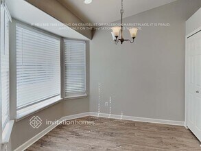 8327 Firethorn Dr in Colorado Springs, CO - Foto de edificio - Building Photo