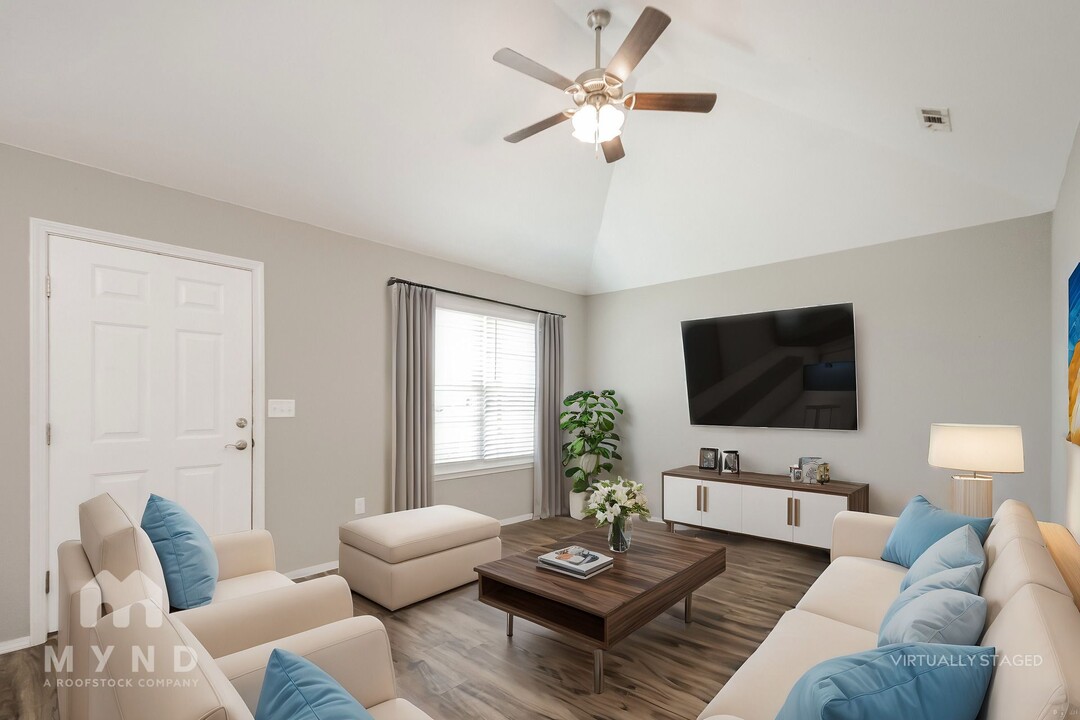2204 Carson Cir in Gentry, AR - Building Photo