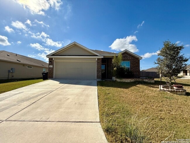8127 Glasgow Dr in San Antonio, TX - Foto de edificio - Building Photo